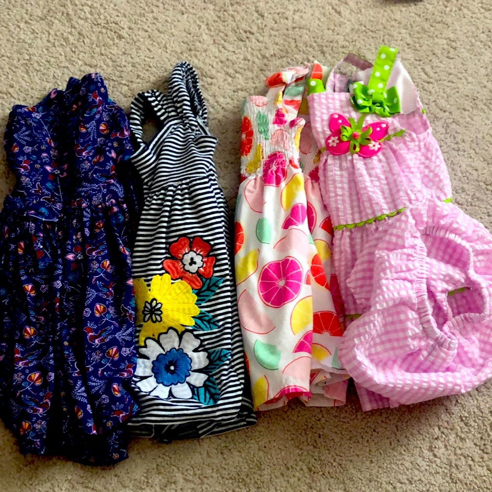 Bundle 12-18 months dresses